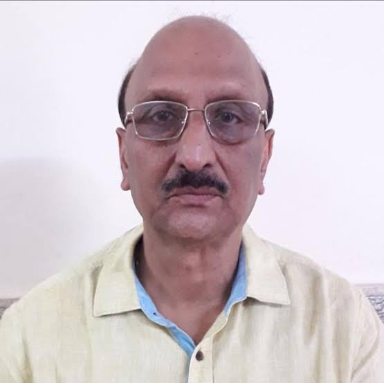 Dr R C Agarwal